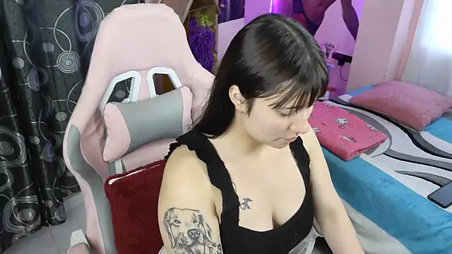 Zulema R1 online show from 04/23/26, 09:38