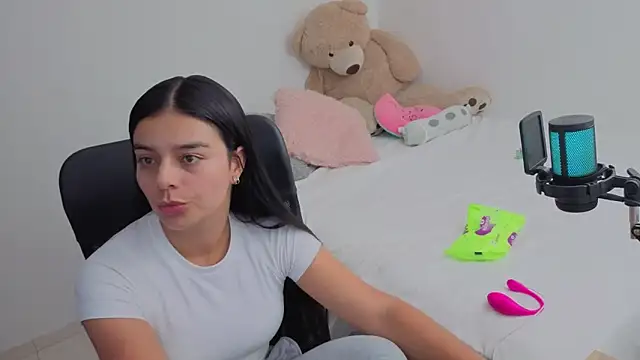 valerihouse online show from 03/25/26, 12:44