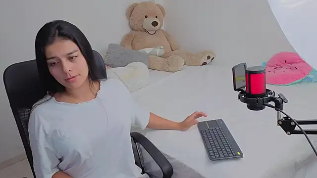 valerihouse online show from 03/04/26, 12:07