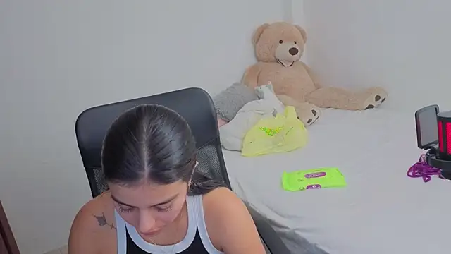 valerihouse online show from 03/06/26, 01:44