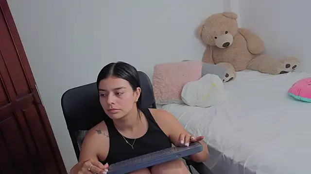 valerihouse online show from 03/18/26, 12:58