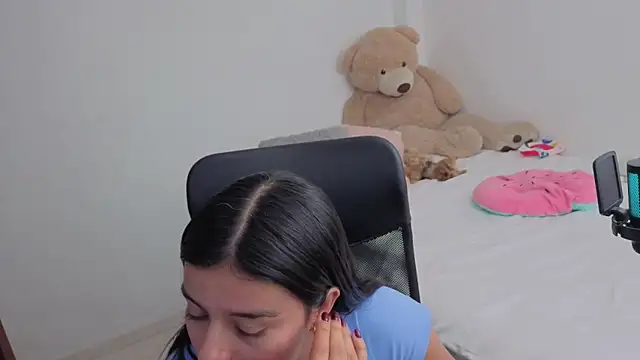 valerihouse online show from 04/05/26, 01:01