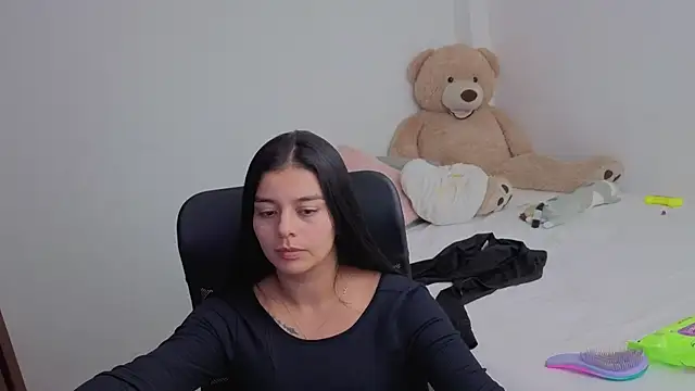 Snapshot of valerihouse chatting on 02/27/26, 12:55 valerihouse online show from 02/27/26, 12:55