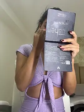 Scarlett 12 online show from 03/15/26, 09:16