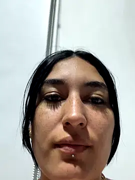 Scarlett 12 online show from 10/01/25, 12:09