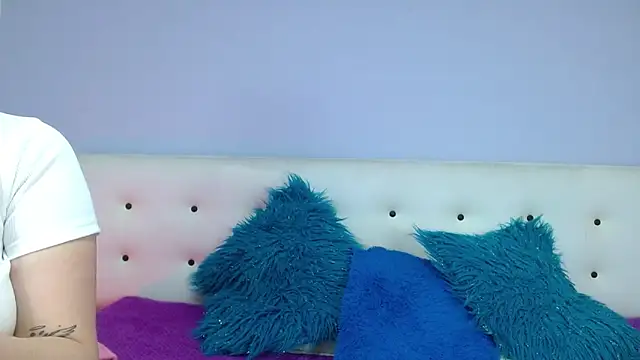 Kate Gale online show from 09/29/25, 11:10