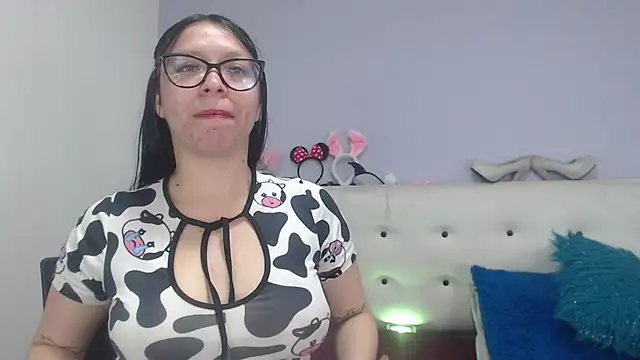 Kate Gale online show from 11/09/25, 01:04