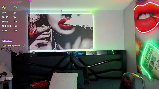 Snapshot of Sara_Bdsm_ chatting on 05/09/26, 01:03 Sara Bdsm online show from 05/09/26, 01:03