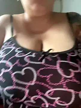 bruna438 online show from 10/25/25, 08:31