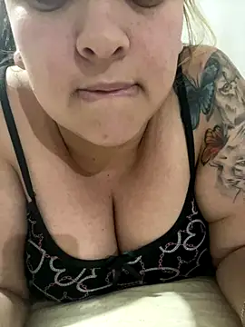 bruna438 online show from 11/06/25, 10:14