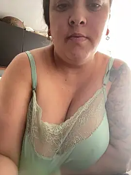 bruna438 online show from 03/10/26, 01:15