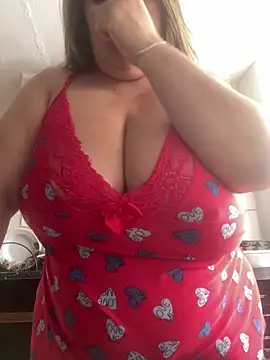bruna438 online show from 05/24/26, 01:00