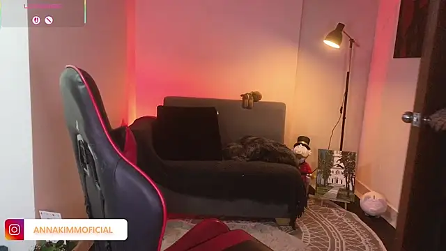 AnnaKimm online show from 10/03/25, 11:28