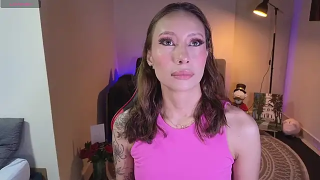 AnnaKimm online show from 09/26/25, 11:11