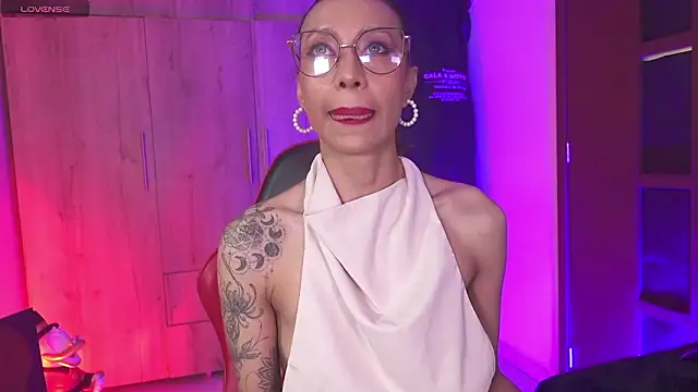 AnnaKimm online show from 02/01/26, 10:19