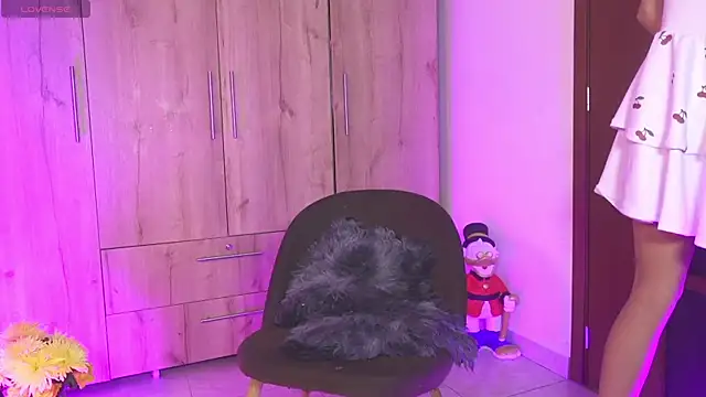 AnnaKimm online show from 03/29/26, 10:33