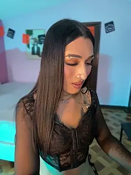 Snapshot of _Denisse444 chatting on 10/22/25, 09:13 Denisse444 online show from 10/22/25, 09:13