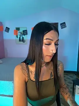 Snapshot of _Denisse444 chatting on 10/14/25, 09:47 Denisse444 online show from 10/14/25, 09:47