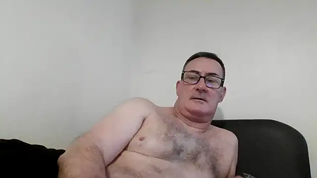 goldenman59 online show from 10/30/25, 01:20