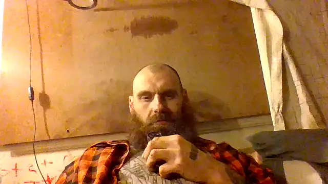 Snapshot of Cowboy815 chatting on 05/04/26, 05:33 Cowboy815 online show from 05/04/26, 05:33