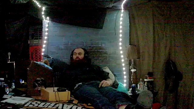 Cowboy815 online show from 11/26/25, 05:51