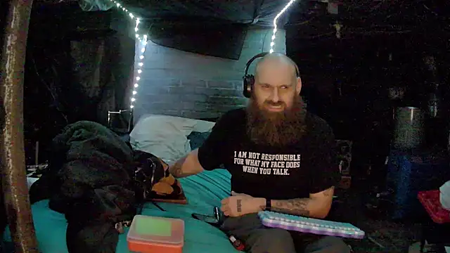 Cowboy815 online show from 12/21/25, 02:24