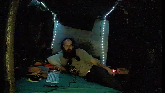 Cowboy815 online show from 12/22/25, 05:40