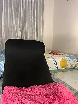 Snapshot of AmyRoss_1 chatting on 02/21/26, 03:14 AmyRoss 1 online show from 02/21/26, 03:14