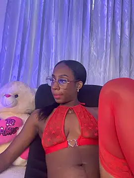 Snapshot of AmyRoss_1 chatting on 09/16/25, 02:18 AmyRoss 1 online show from 09/16/25, 02:18