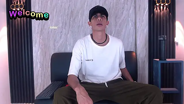 Franvill Trato online show from 10/24/25, 07:35