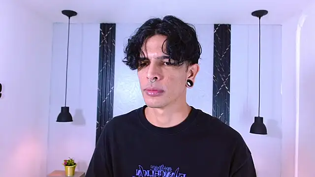 Snapshot of Franvill_Trato chatting on 10/06/25, 05:24 Franvill Trato online show from 10/06/25, 05:24