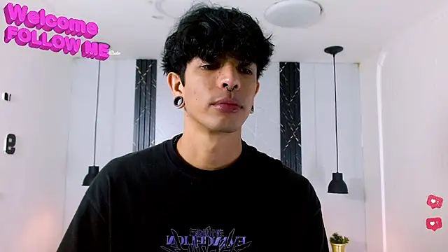 Franvill Trato online show from 12/04/25, 07:13