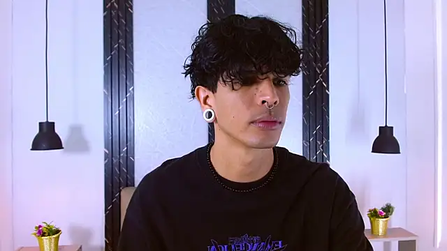 Snapshot of Franvill_Trato chatting on 09/23/25, 07:10 Franvill Trato online show from 09/23/25, 07:10