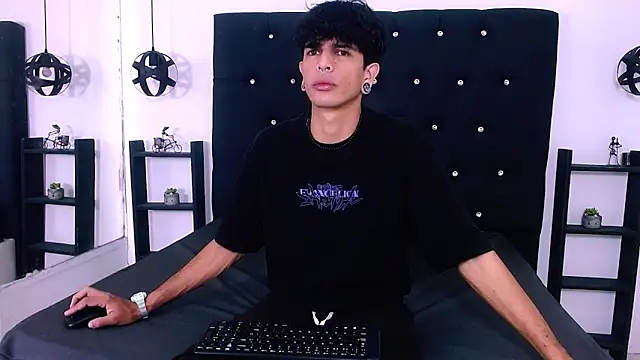 Franvill Trato online show from 11/07/25, 12:21