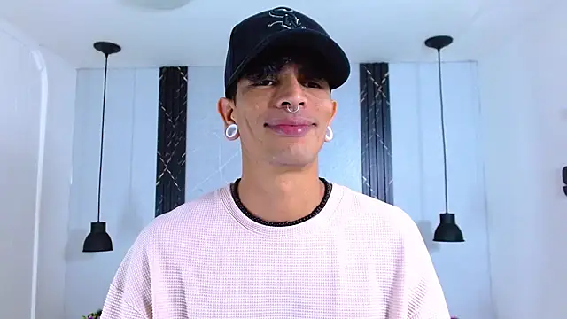 Franvill Trato online show from 10/29/25, 07:13