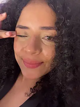 AfroSalvaje online show from 12/17/25, 05:56