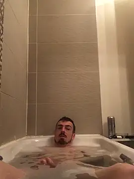 Snapshot of jaycoy22 chatting on 02/28/26, 12:27 jaycoy22 online show from 02/28/26, 12:27