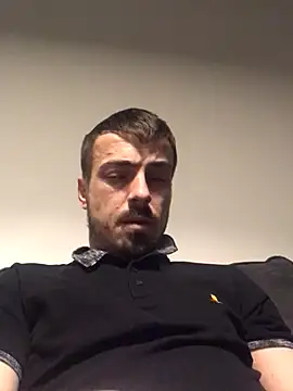 Snapshot of jaycoy22 chatting on 03/01/26, 11:05 jaycoy22 online show from 03/01/26, 11:05