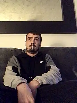 Snapshot of jaycoy22 chatting on 01/12/26, 09:52 jaycoy22 online show from 01/12/26, 09:52