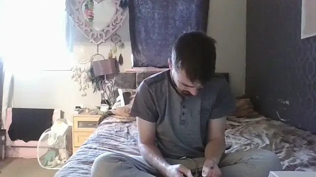 jaycoy22 online show from 09/19/25, 04:11