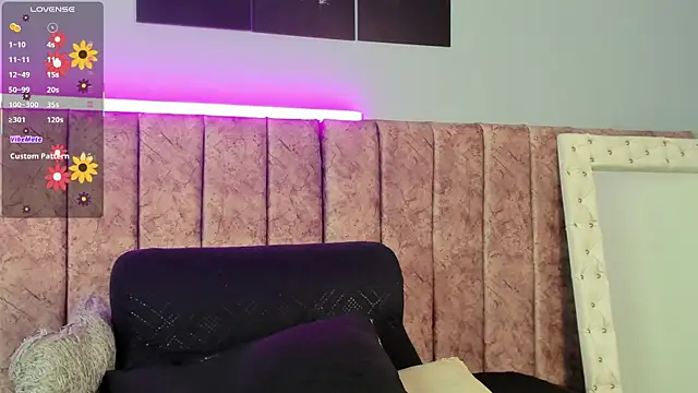 Niicolle Evanss online show from 01/11/26, 12:56