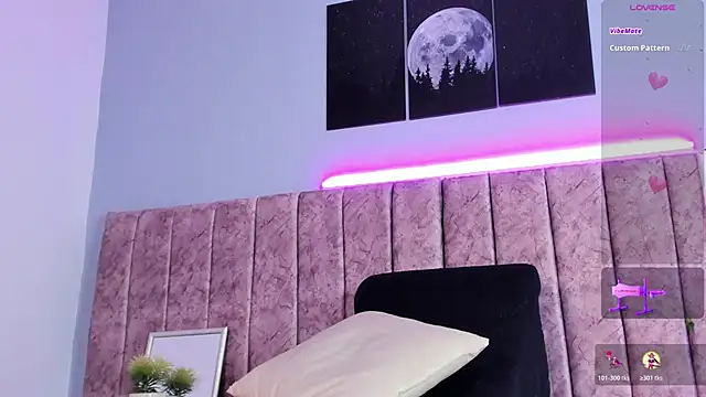 Niicolle Evanss online show from 11/08/25, 07:50