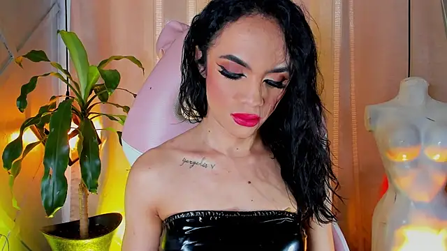 Cristal Gem1 online show from 06/03/26, 02:33