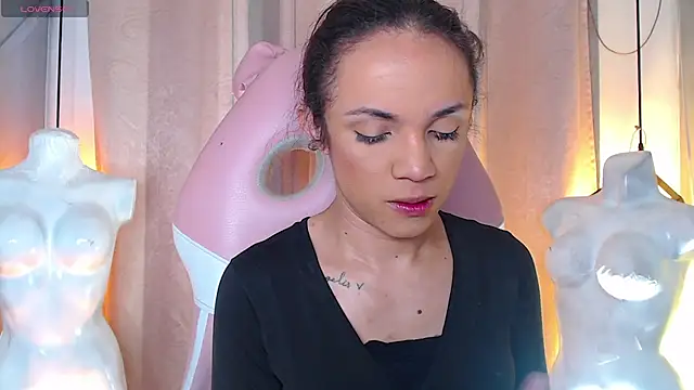 Cristal Gem1 online show from 04/15/26, 11:27