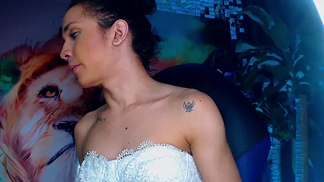 Cristal Gem1 online show from 11/29/25, 01:44