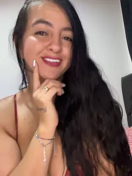 Snapshot of salo-rousee chatting on 04/06/26, 10:49 salo-rousee online show from 04/06/26, 10:49