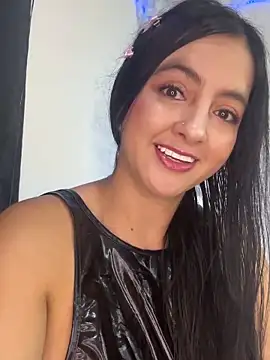 salo-rousee online show from 12/18/25, 06:45