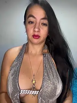 Snapshot of salo-rousee chatting on 07/05/26, 10:11 salo-rousee online show from 07/05/26, 10:11