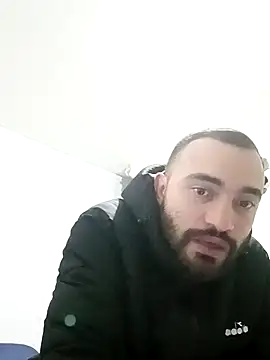 Snapshot of este_juan chatting on 01/12/26, 02:07 este juan online show from 01/12/26, 02:07