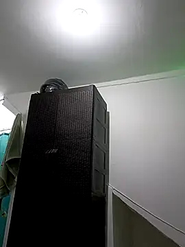 Snapshot of este_juan chatting on 04/09/26, 02:57 este juan online show from 04/09/26, 02:57